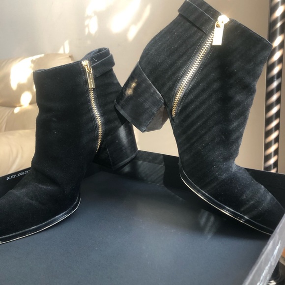 Suede gold zipper MK ankle boots - like new! - Picture 3 of 4